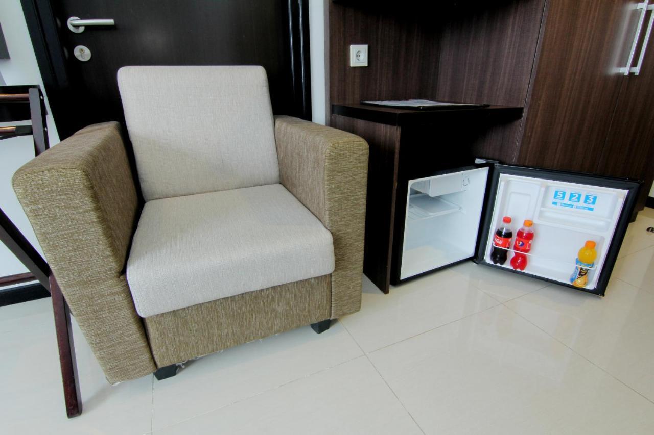 The Sun Hotel Madiun Buitenkant foto